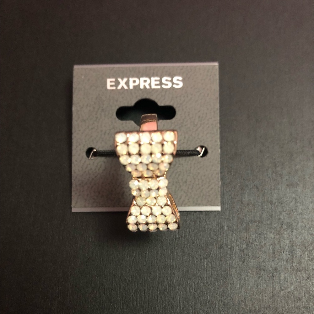 Express Bow Ring